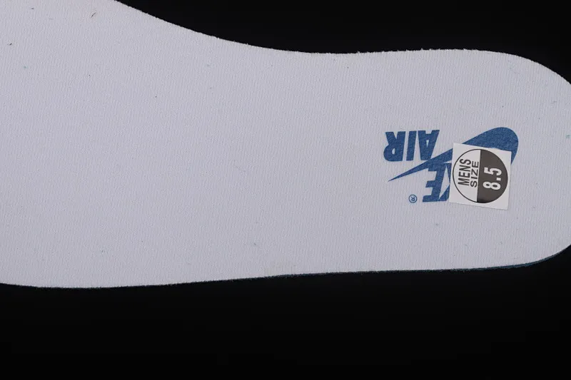 All categories Air Jordan Jordan series basketball shoes Air Jordan 1 High L version Air Jordan AJ1 High Retro AJ1 Joe 1 Royal Blue 2.0 high-top basketball shoes 555088-404